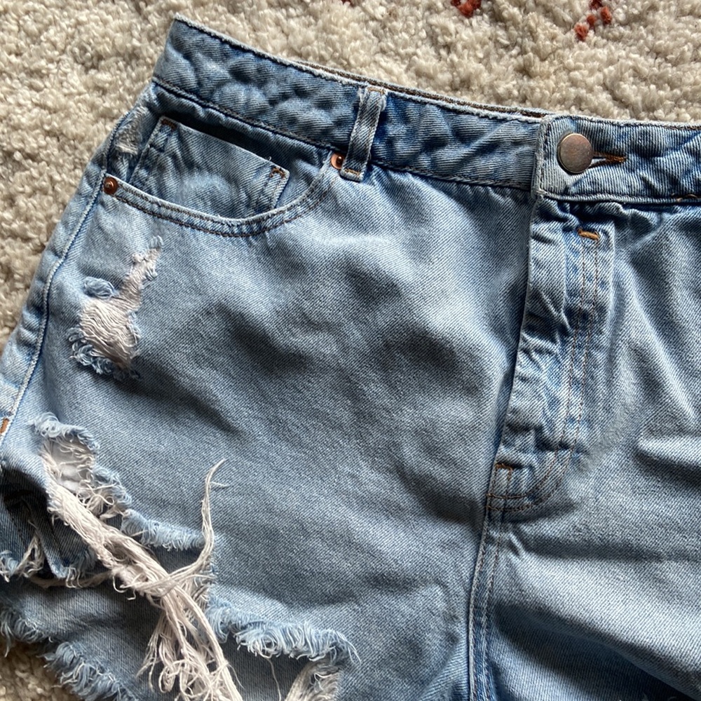 ASOS Denim Shorts - Picture 2 of 4
